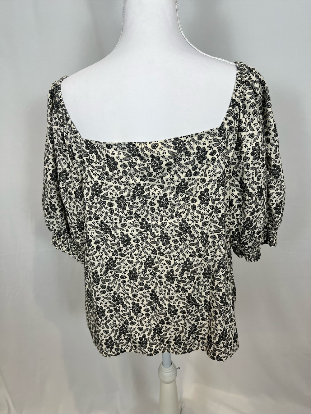 a.n.a Black Floral Cream Square-Neck Blouse - Picture 8 of 11